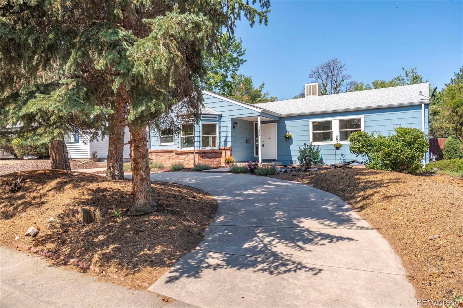 1245 S Grape ST, Denver, CO 80246