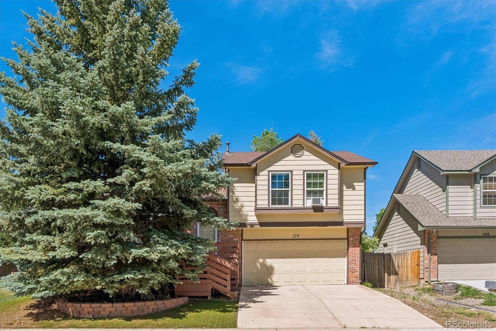119 S Pembrook ST, Castle Rock, CO 80104