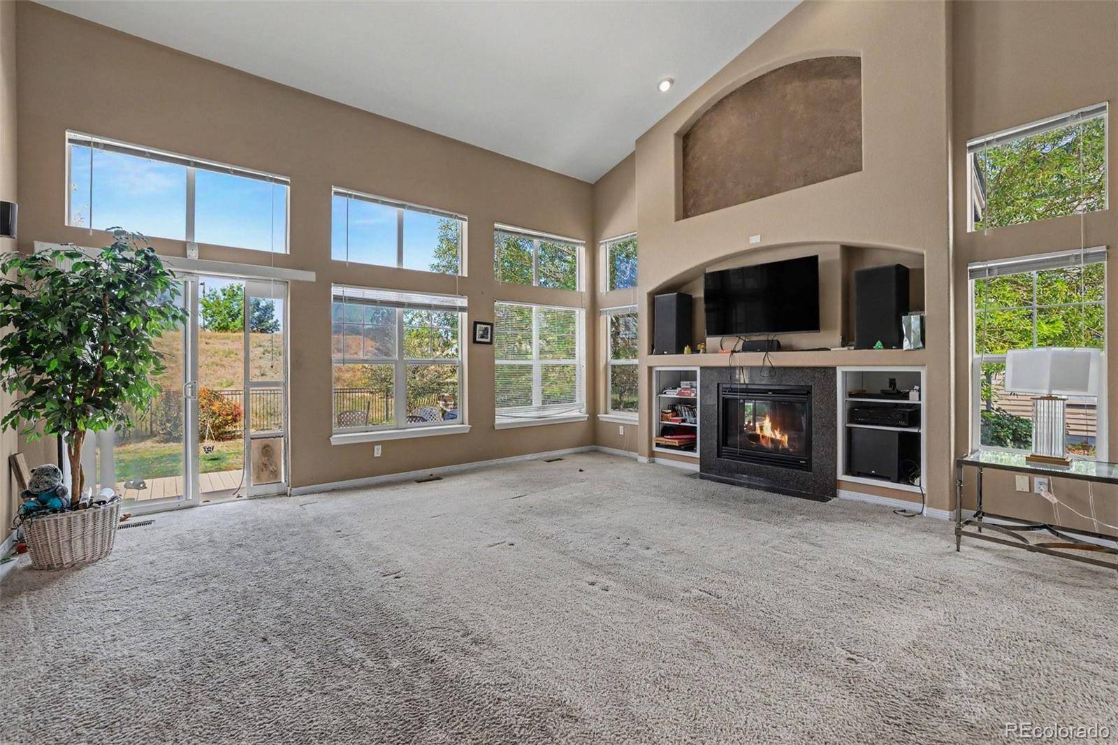 7989 S Country Club Pkwy, Aurora, CO 80016