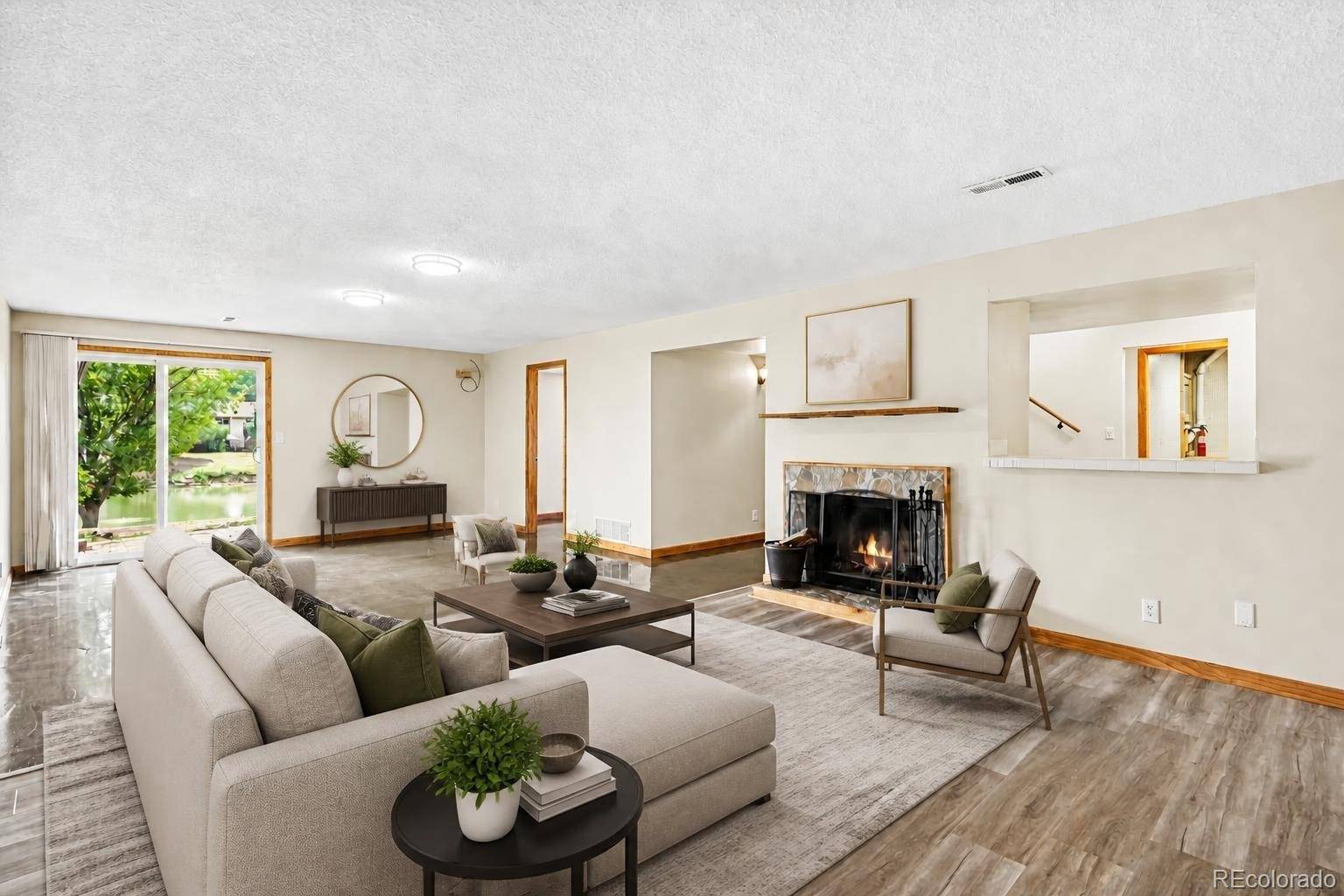 4292 W Pondview DR, Littleton, CO 80123