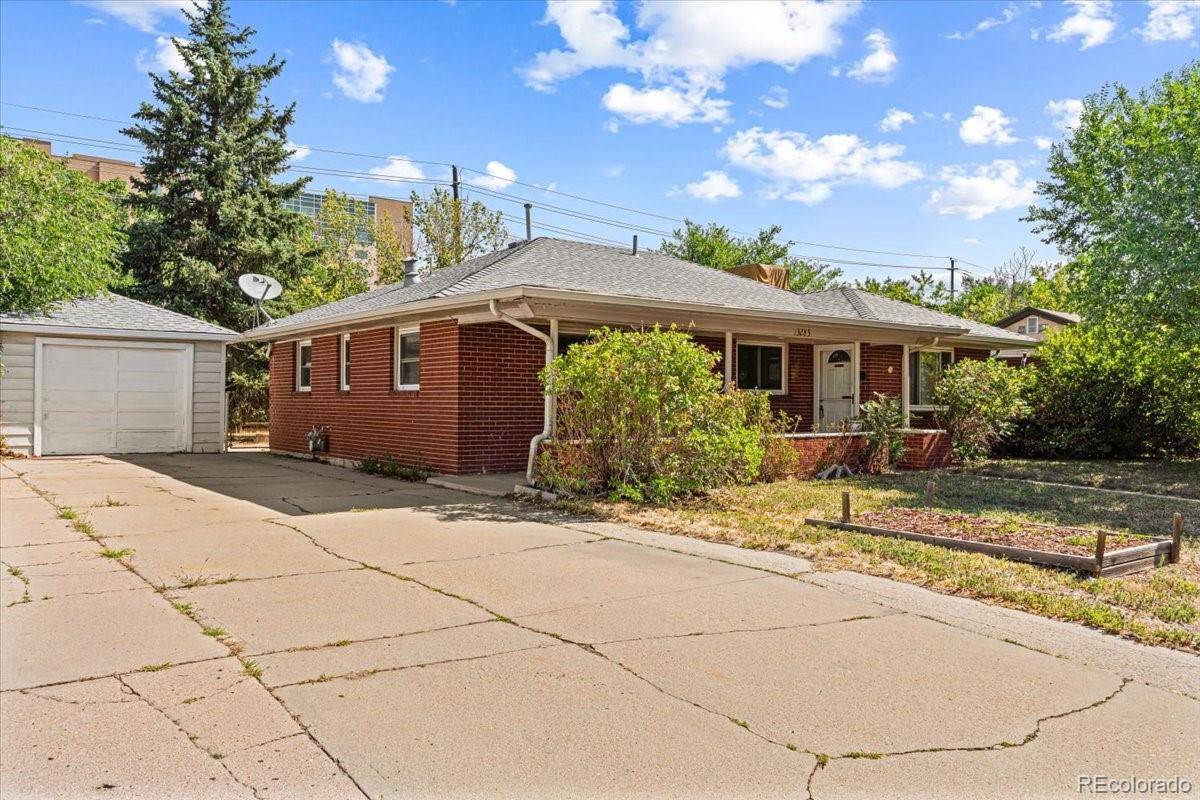 13285 E 13th AVE, Aurora, CO 80011