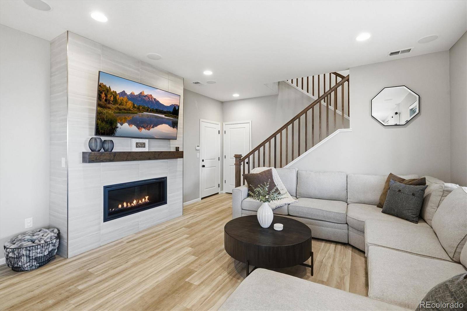 8029 Adams Fork AVE, Littleton, CO 80125