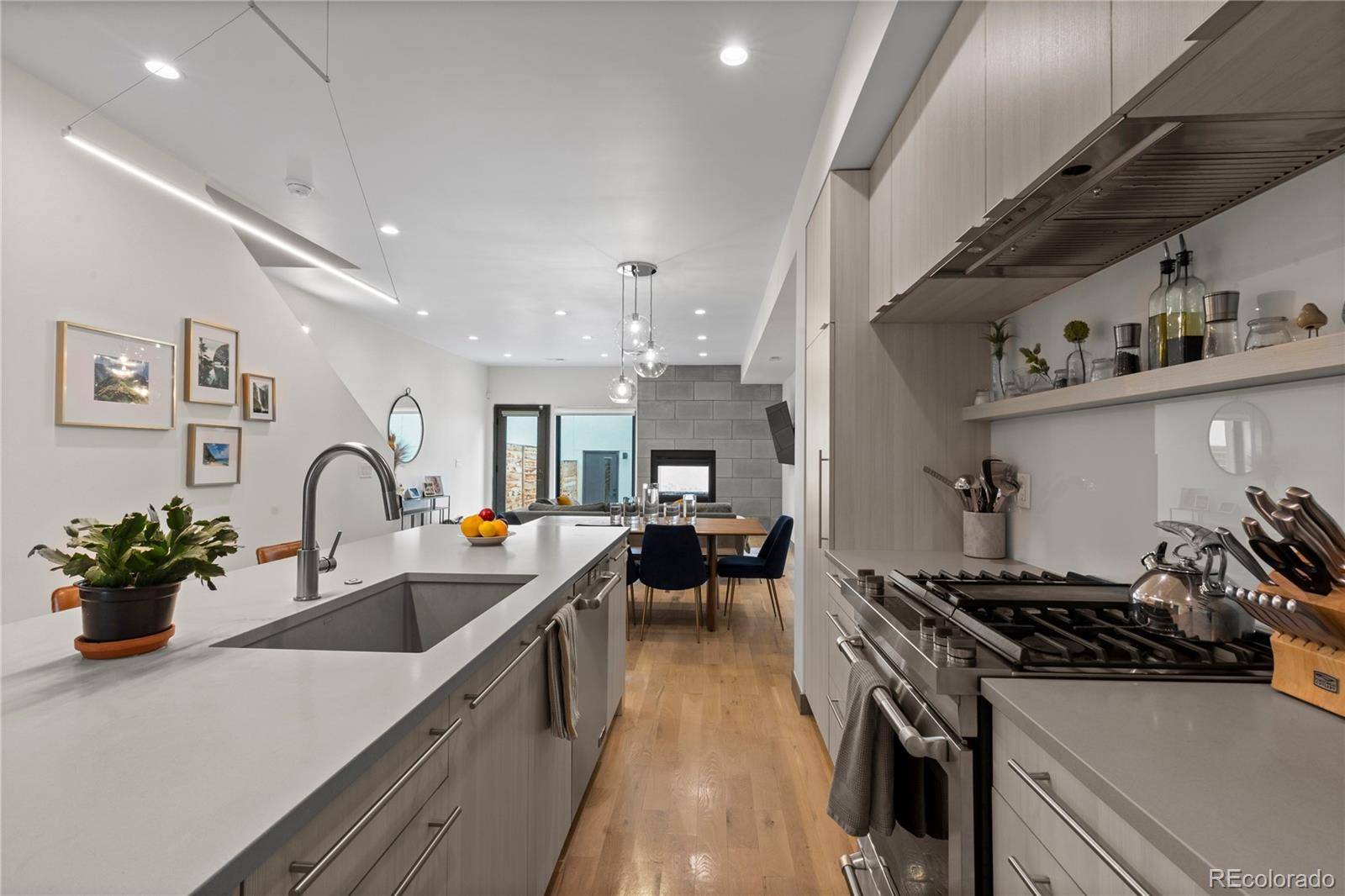 1654 Utica ST, Denver, CO 80204