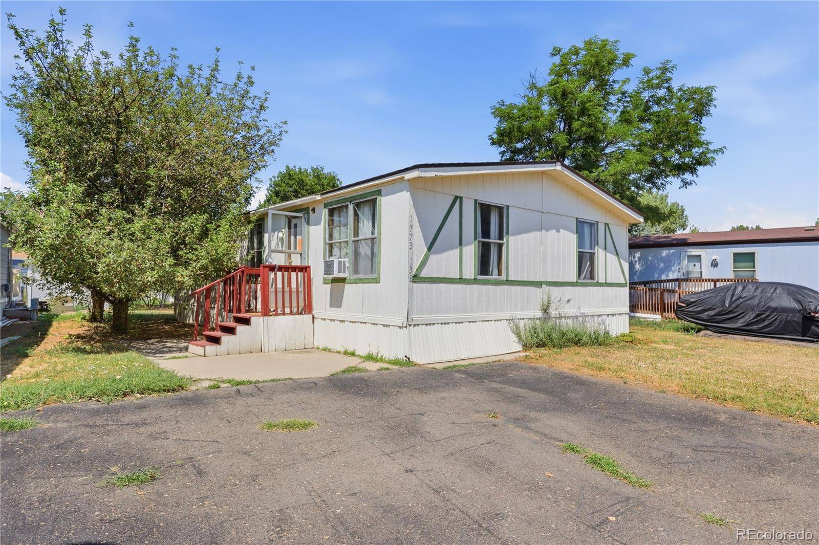 1773 Salida ST, Aurora, CO 80011