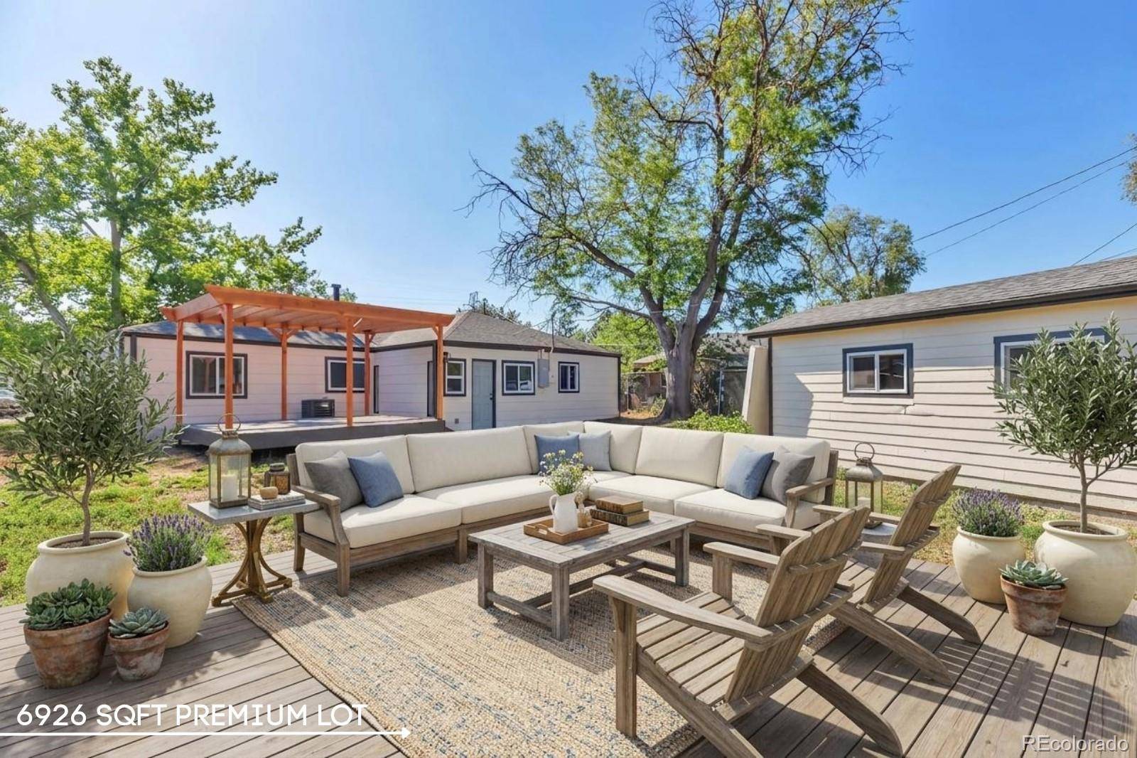 815 Zion ST, Aurora, CO 80011