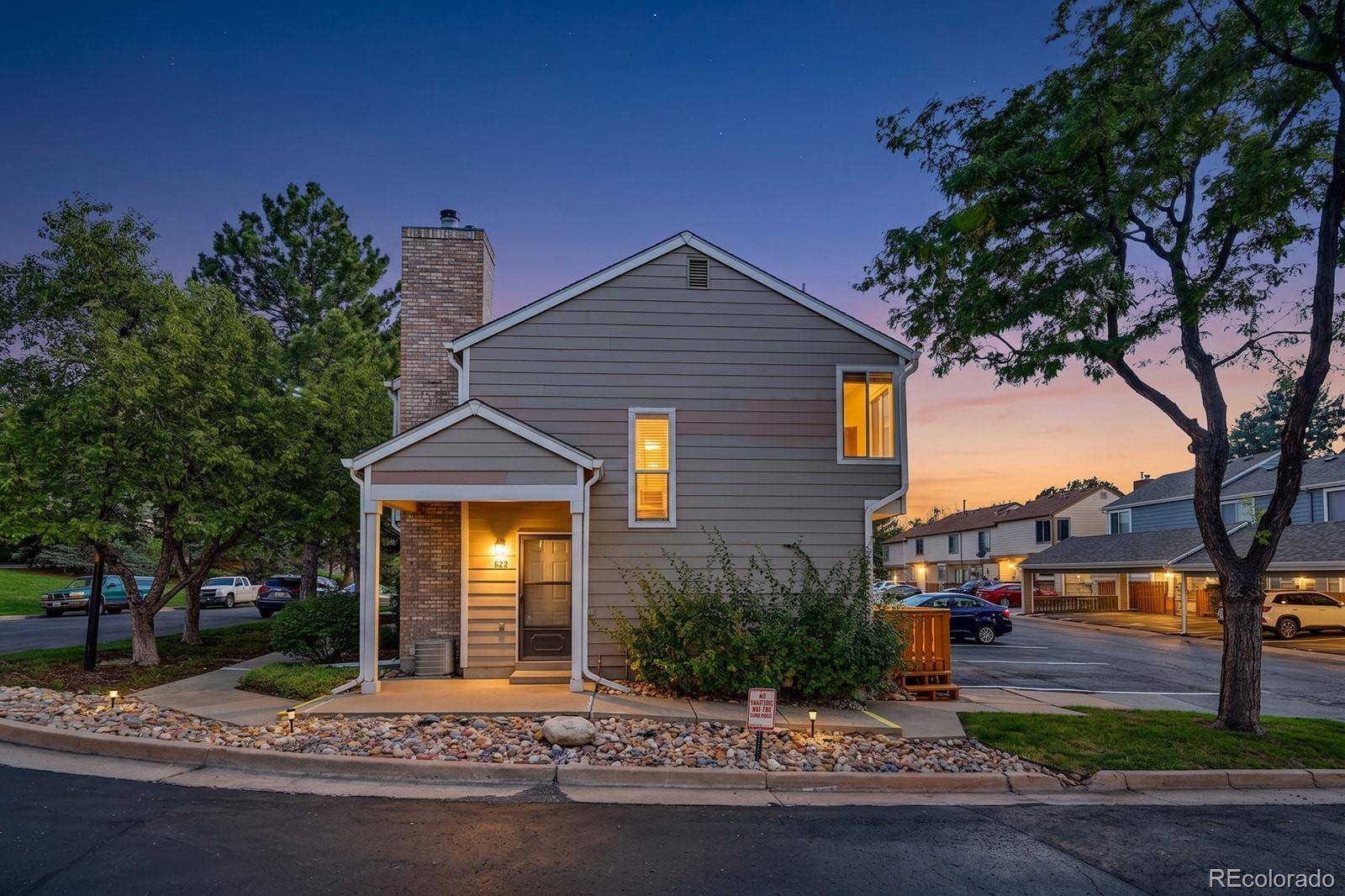 822 Summer DR, Highlands Ranch, CO 80126