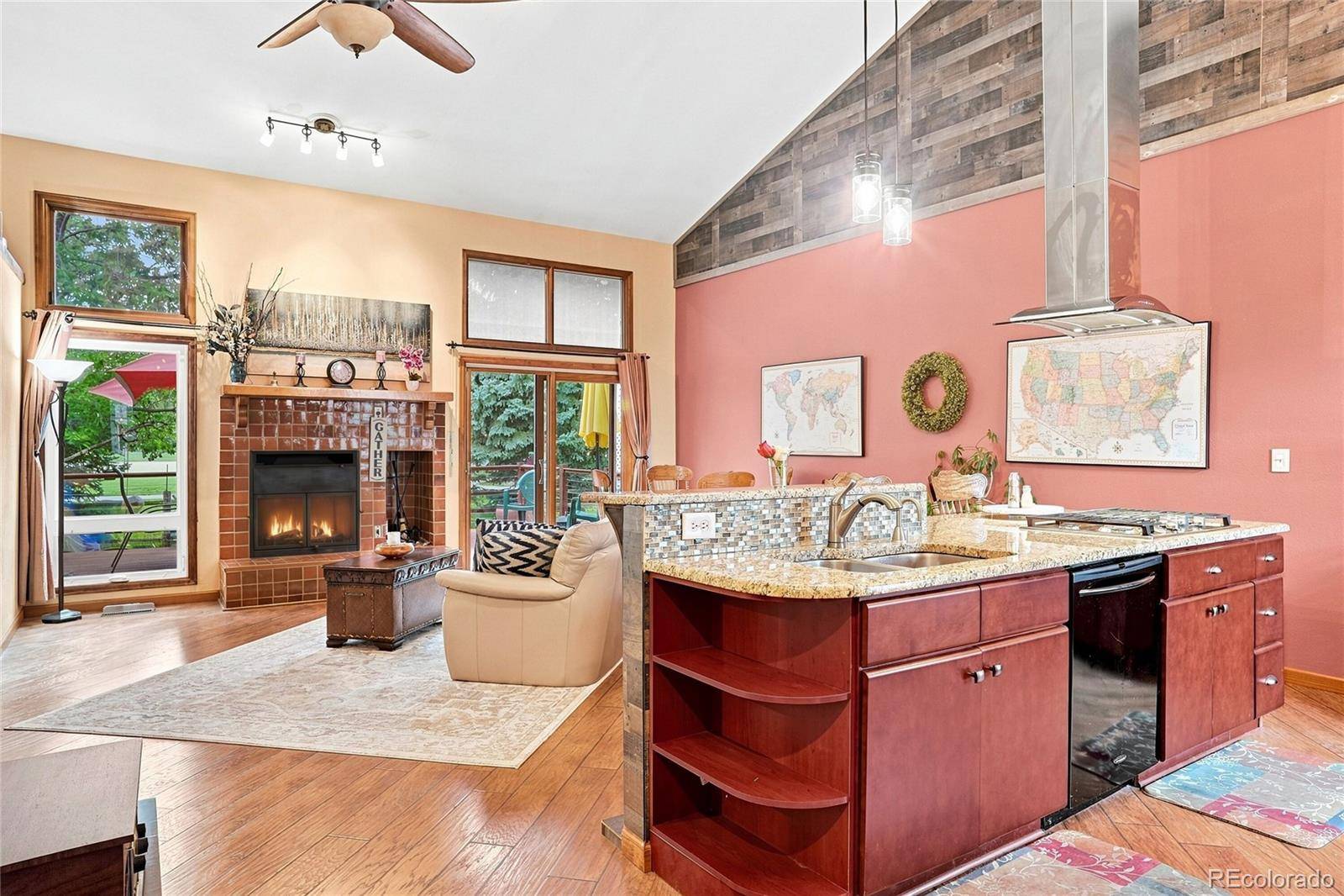 4877 S Everett ST, Denver, CO 80123