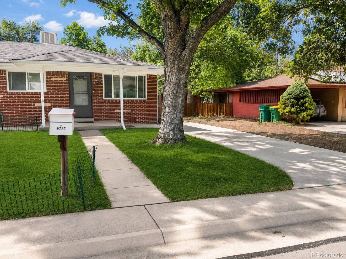 9725 W 41st AVE, Wheat Ridge, CO 80033
