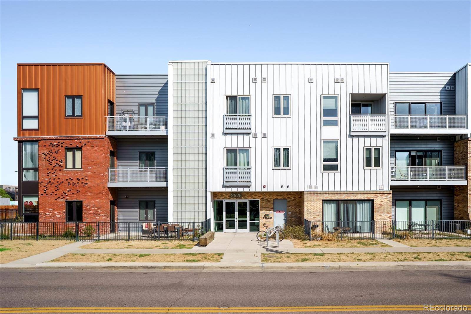 2525 Arapahoe ST #RD114, Denver, CO 80205