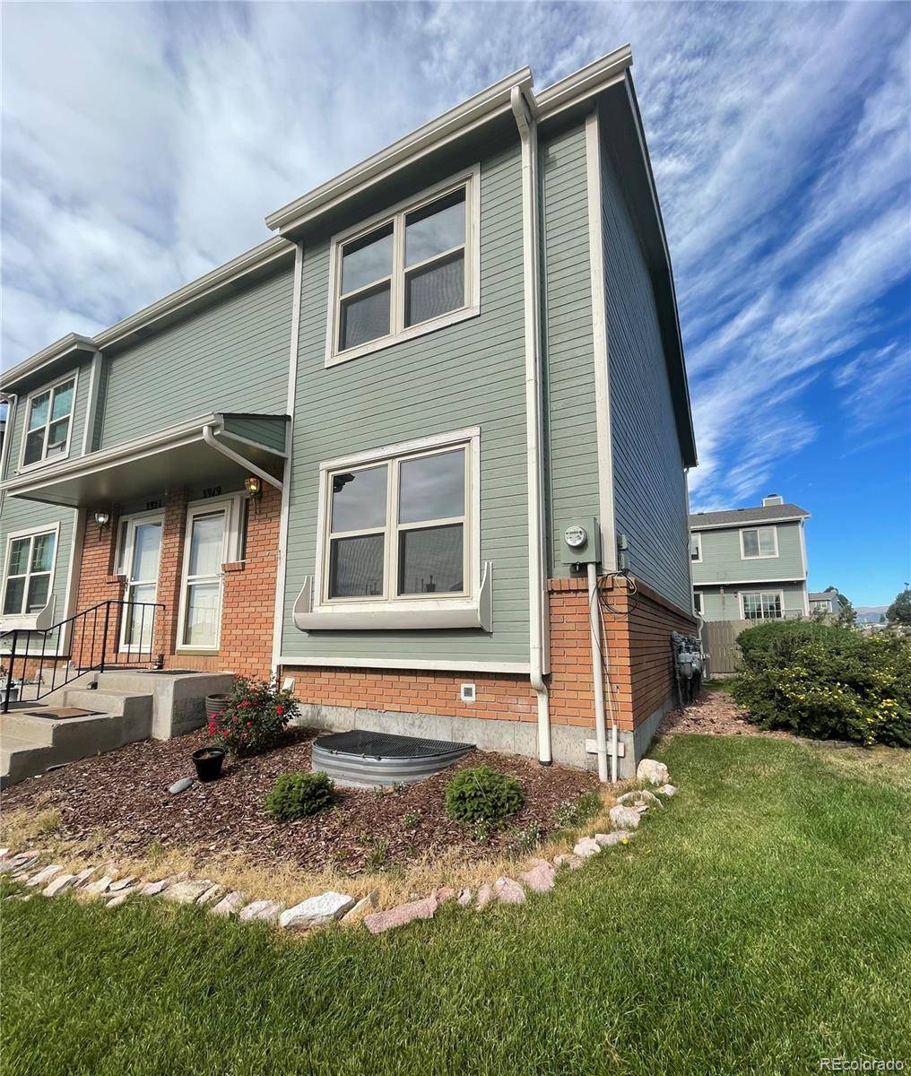 3919 Smoke Tree DR, Colorado Springs, CO 80920