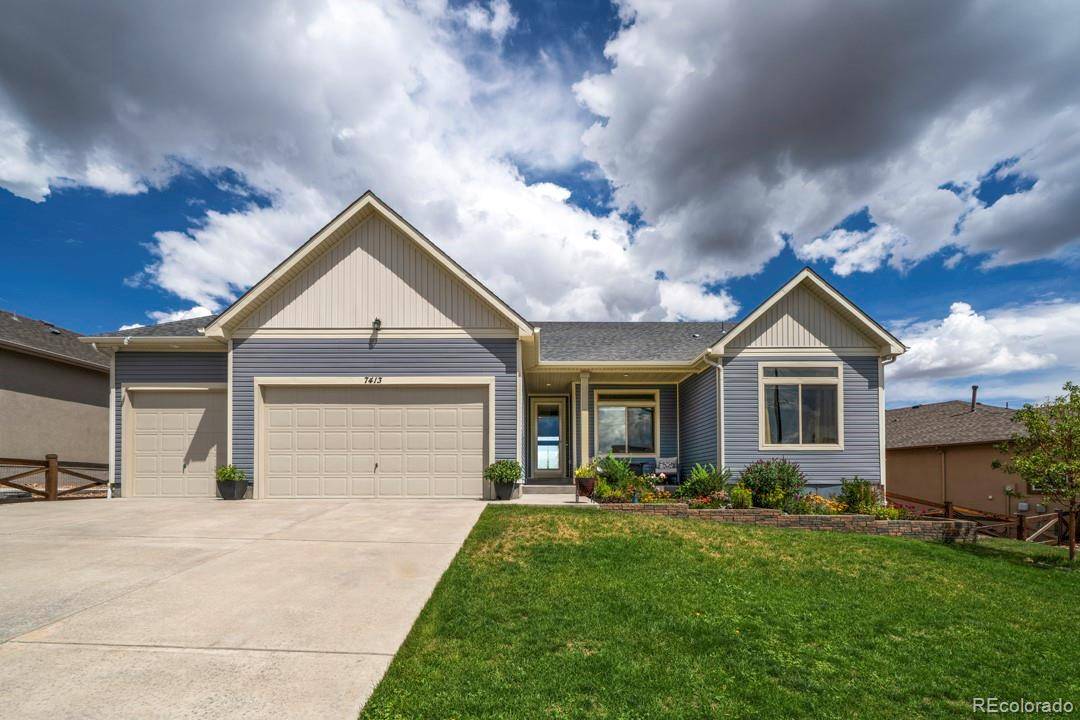 7413 Rim Bluff LN, Colorado Springs, CO 80927