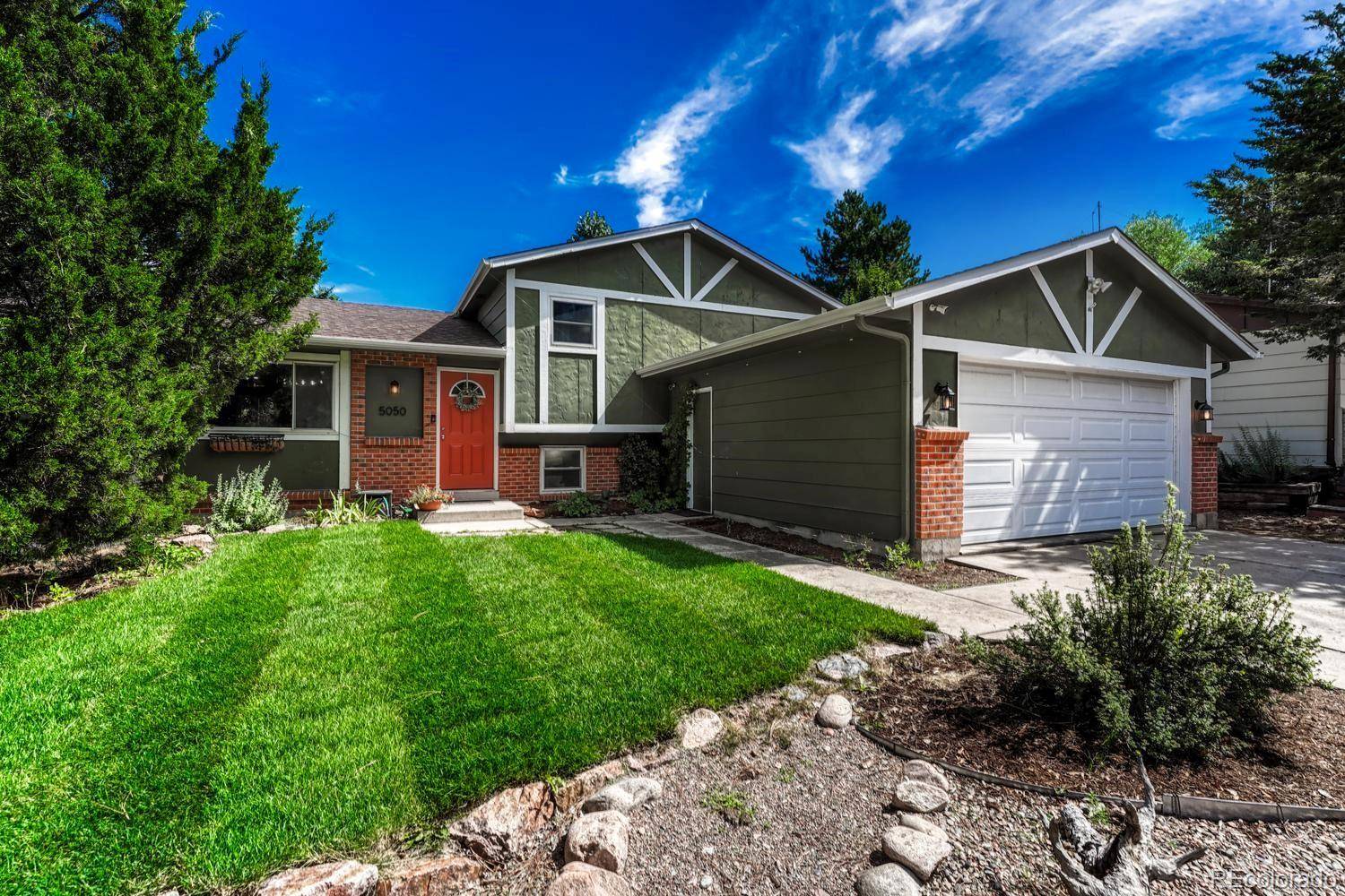 5050 Chickweed DR, Colorado Springs, CO 80917