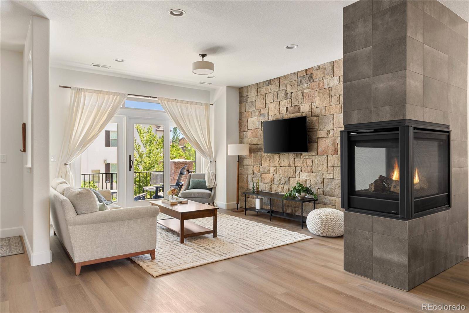 2489 S Orion ST, Lakewood, CO 80228