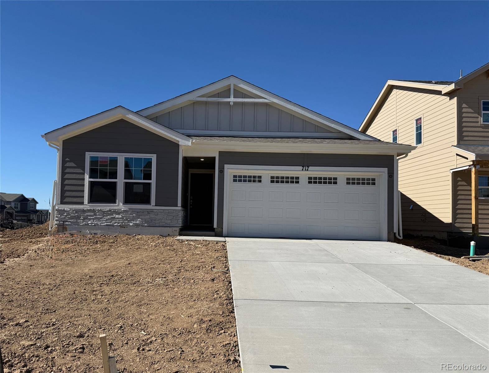 786 N Carrie CT, Watkins, CO 80137