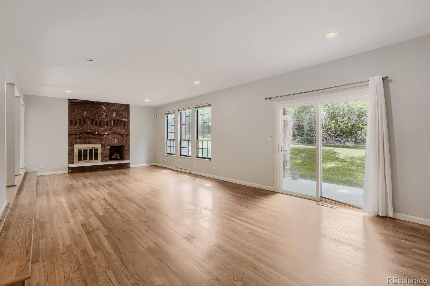 3567 S Ivanhoe ST, Denver, CO 80237