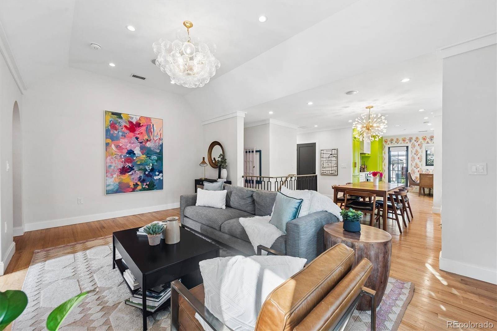 550 S York ST, Denver, CO 80209