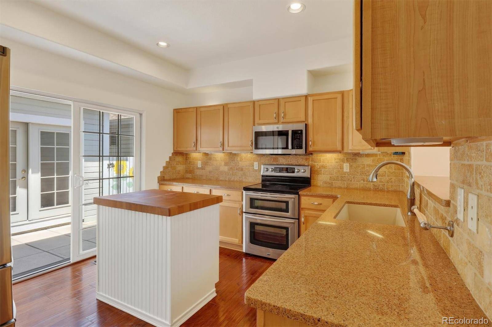 8300 E Fairmount DR #NN102, Denver, CO 80247