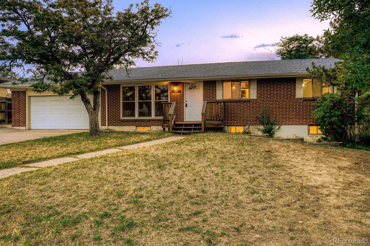 345 S Lee ST, Lakewood, CO 80226