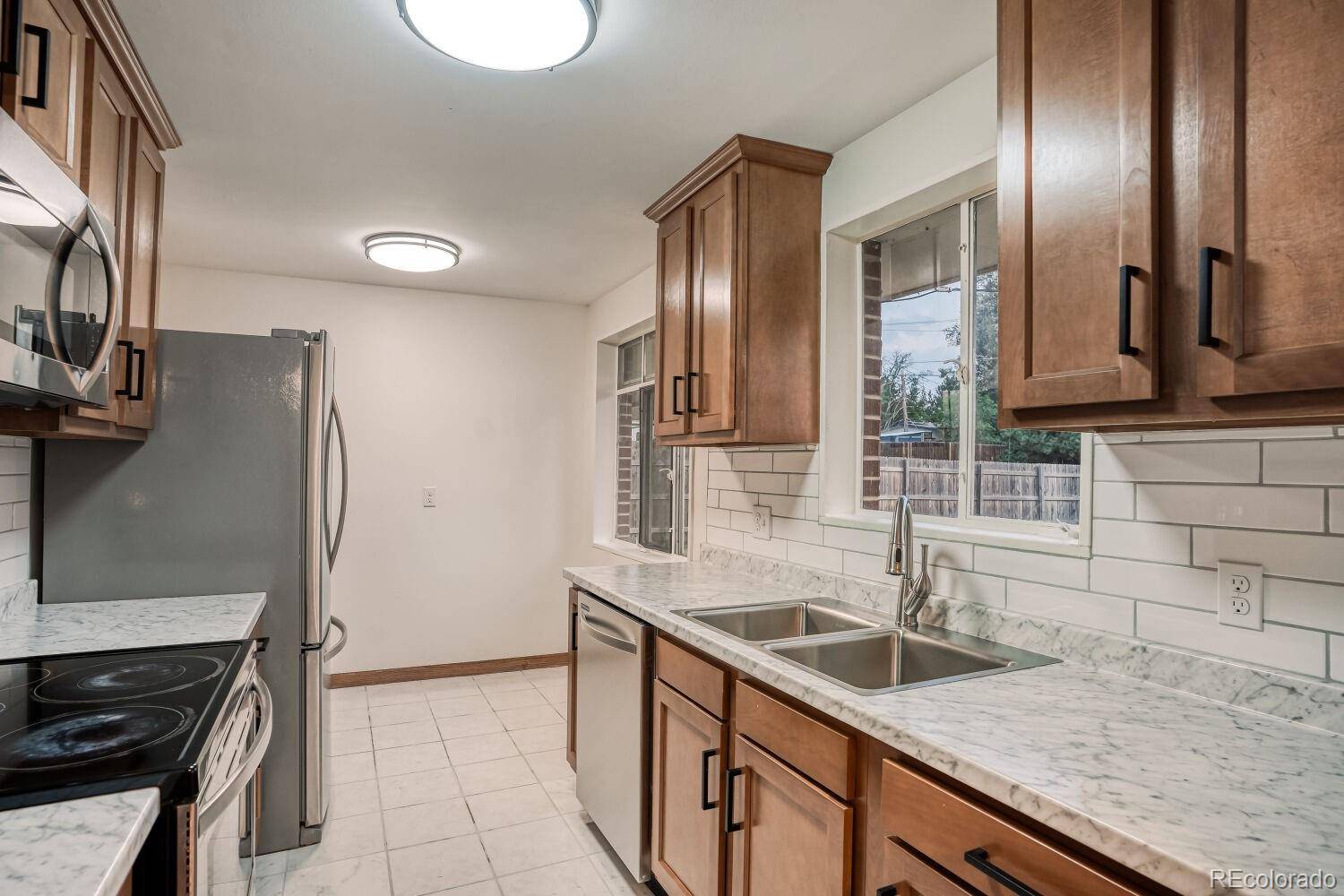 345 S Lee ST, Lakewood, CO 80226