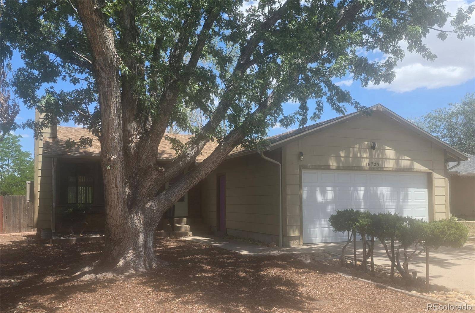 16723 E Ithaca PL, Aurora, CO 80013
