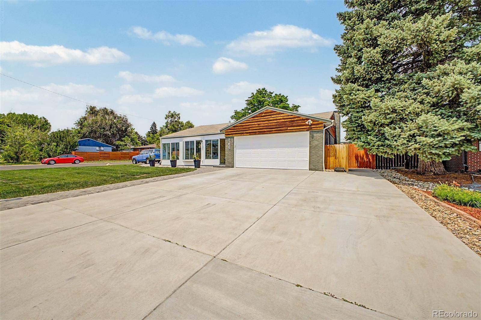 1255 W 6th AVE, Broomfield, CO 80020