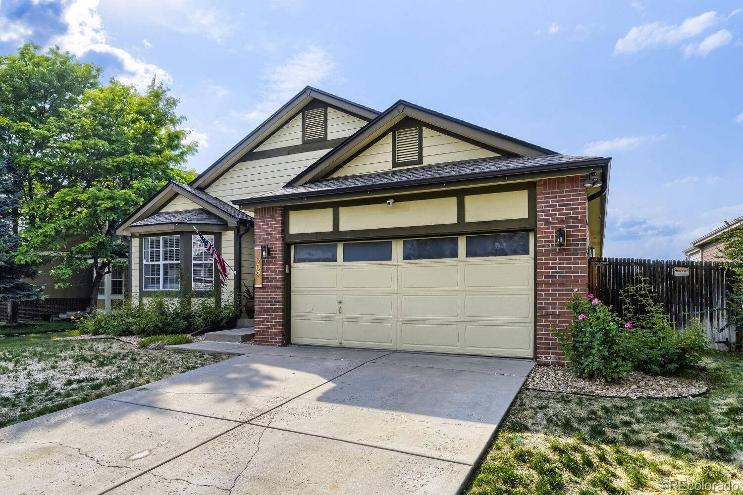 19091 E Chenango CIR, Aurora, CO 80015