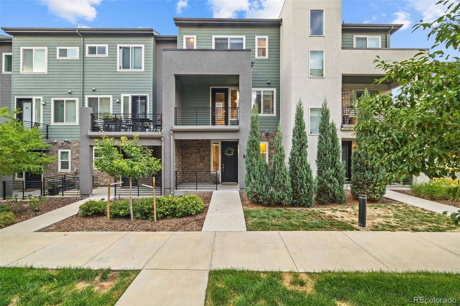 612 E Hinsdale AVE, Littleton, CO 80122