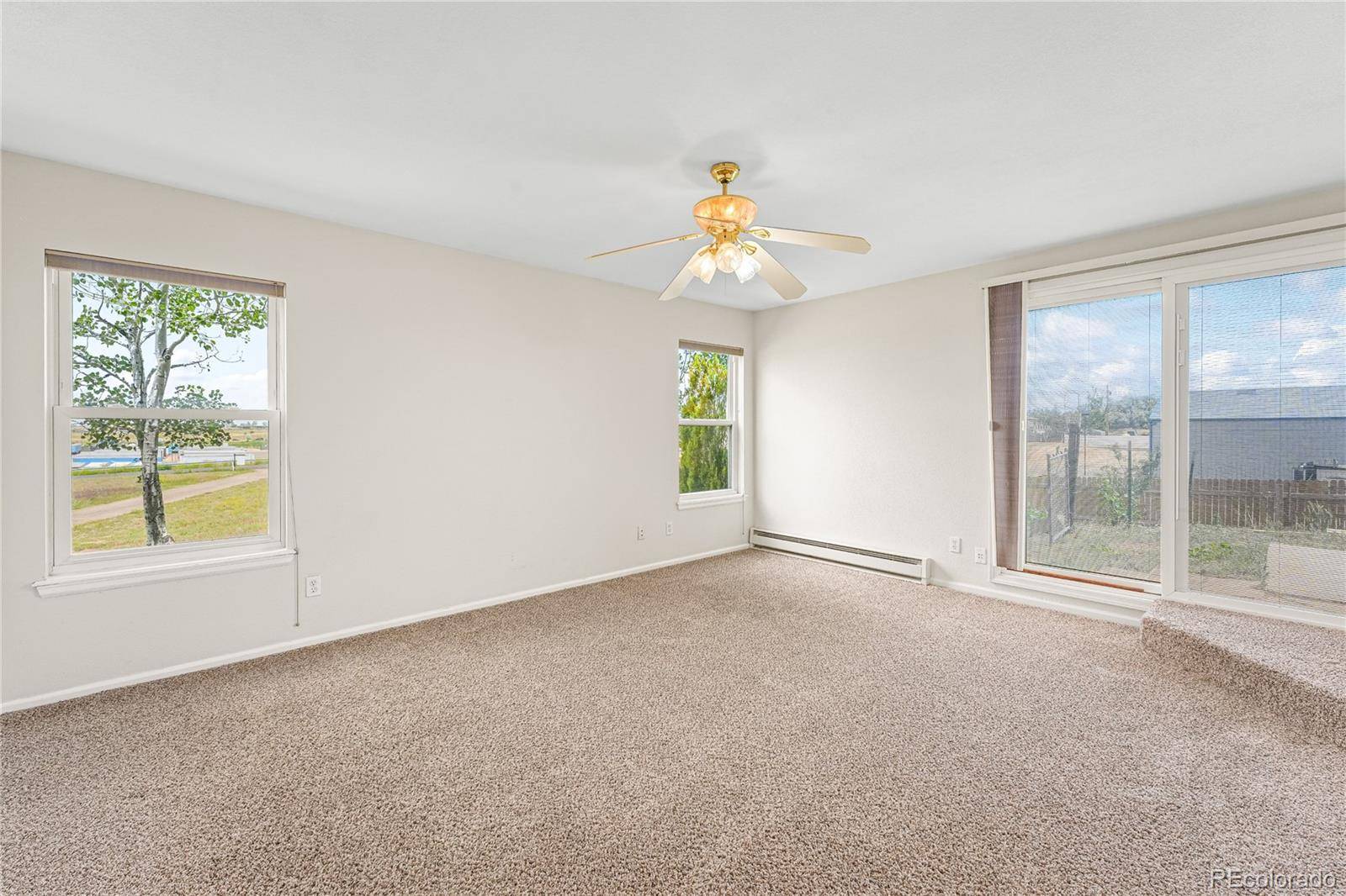 21400 E 11th AVE, Aurora, CO 80018