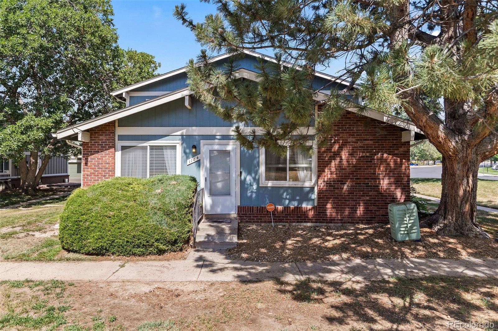 1184 S Uvalda ST, Aurora, CO 80012