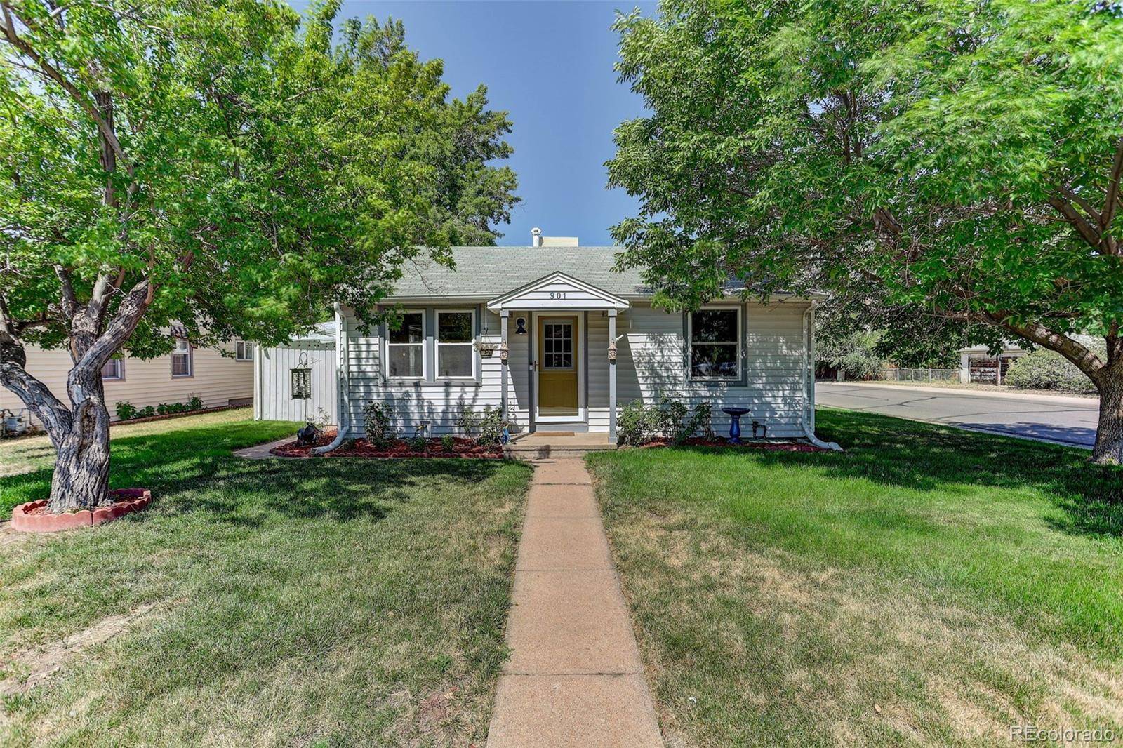 901 S Locust ST, Denver, CO 80224