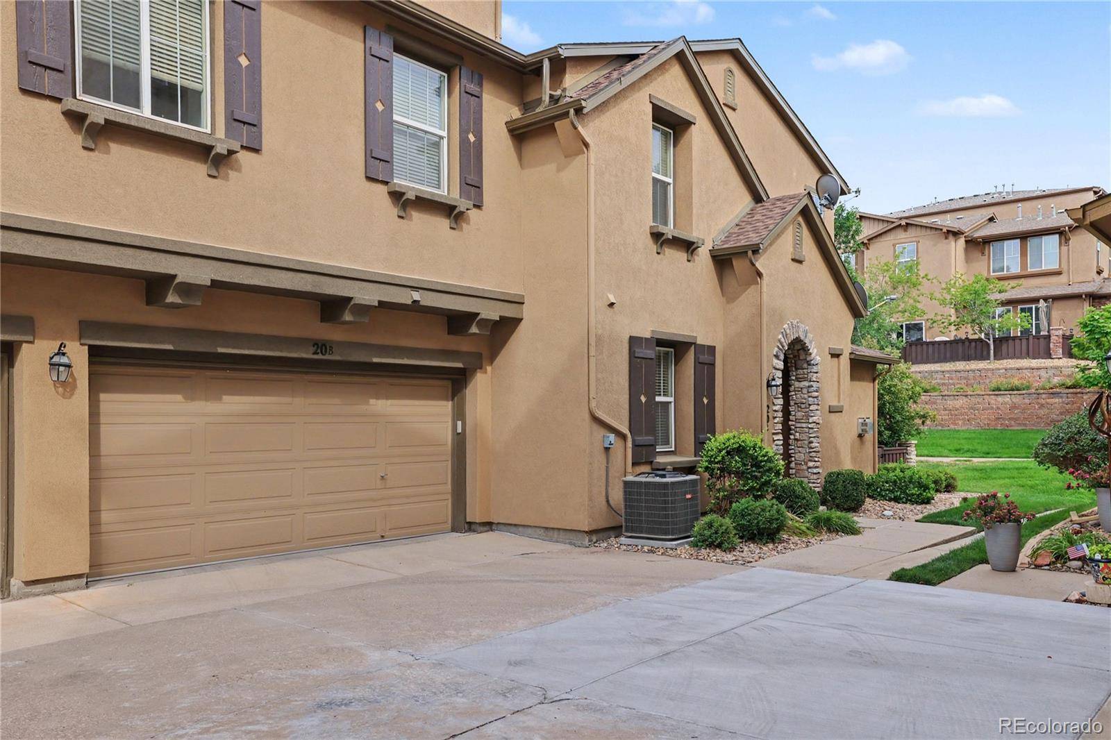 10546 Graymont LN #B, Littleton, CO 80126