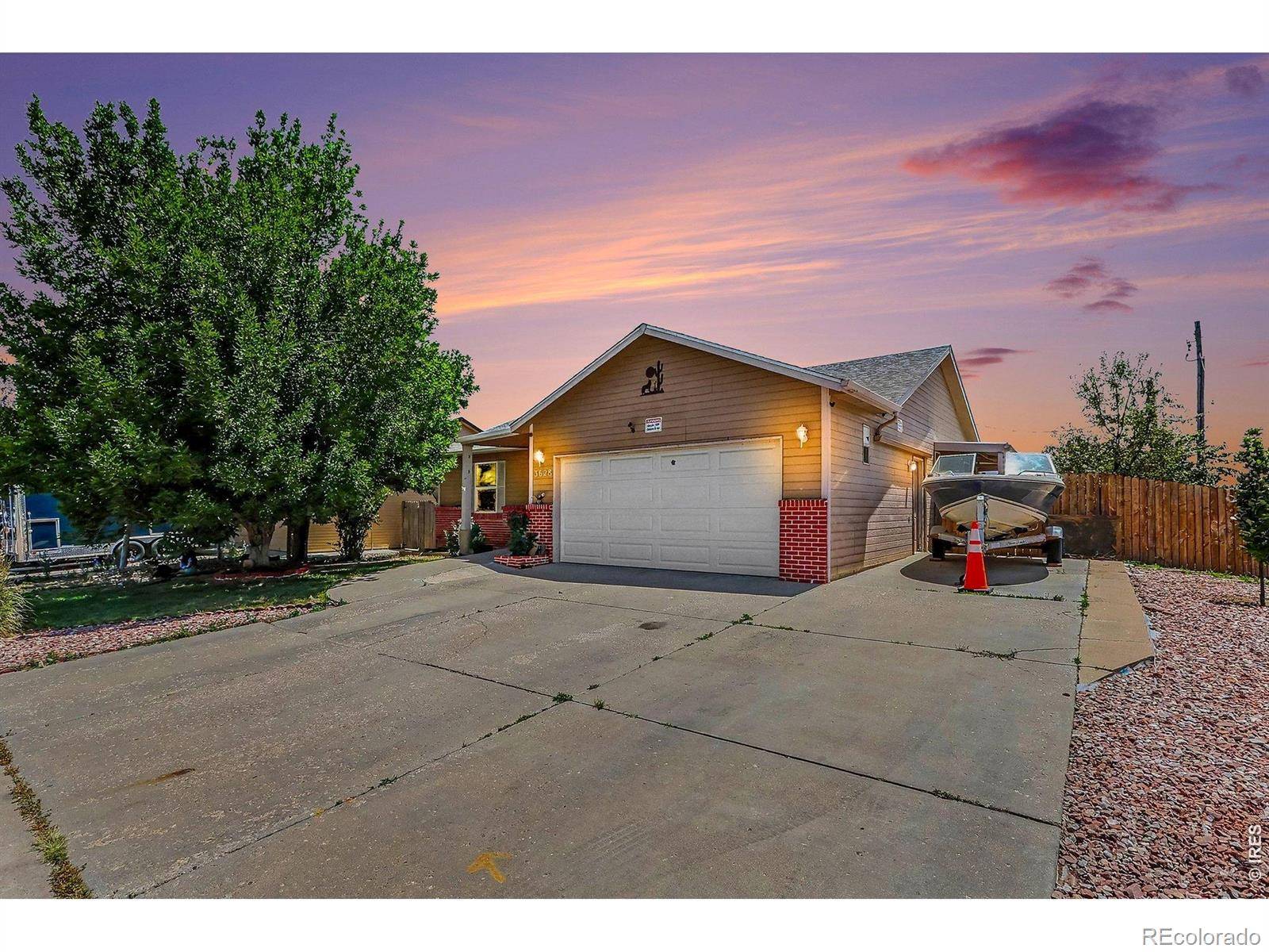 3628 Centennial CIR, Evans, CO 80620
