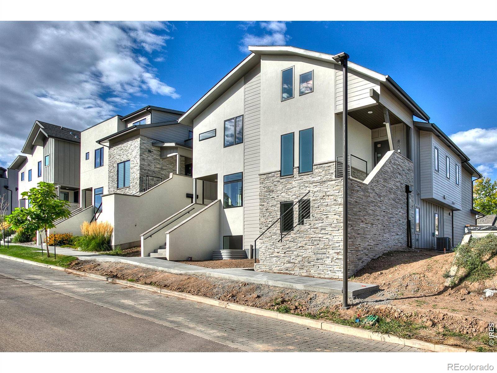 822 Cherokee DR, Fort Collins, CO 80525
