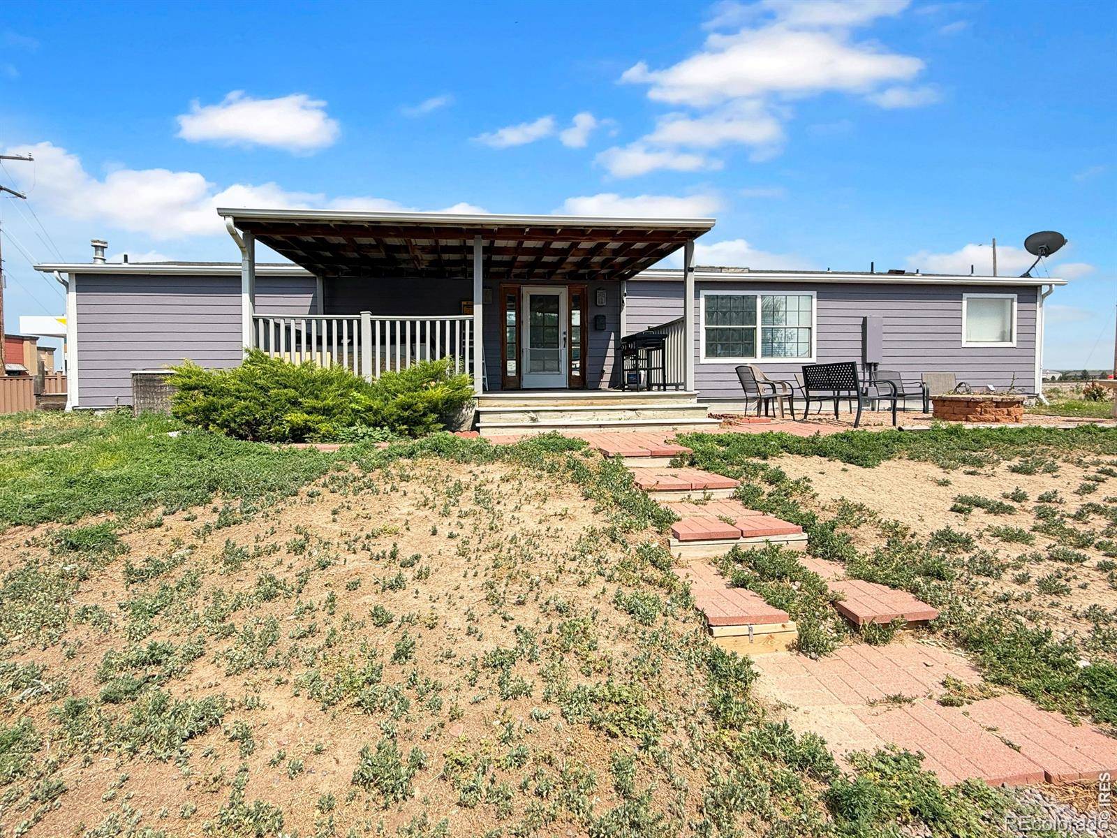 1916 S 5th AVE, Sterling, CO 80751