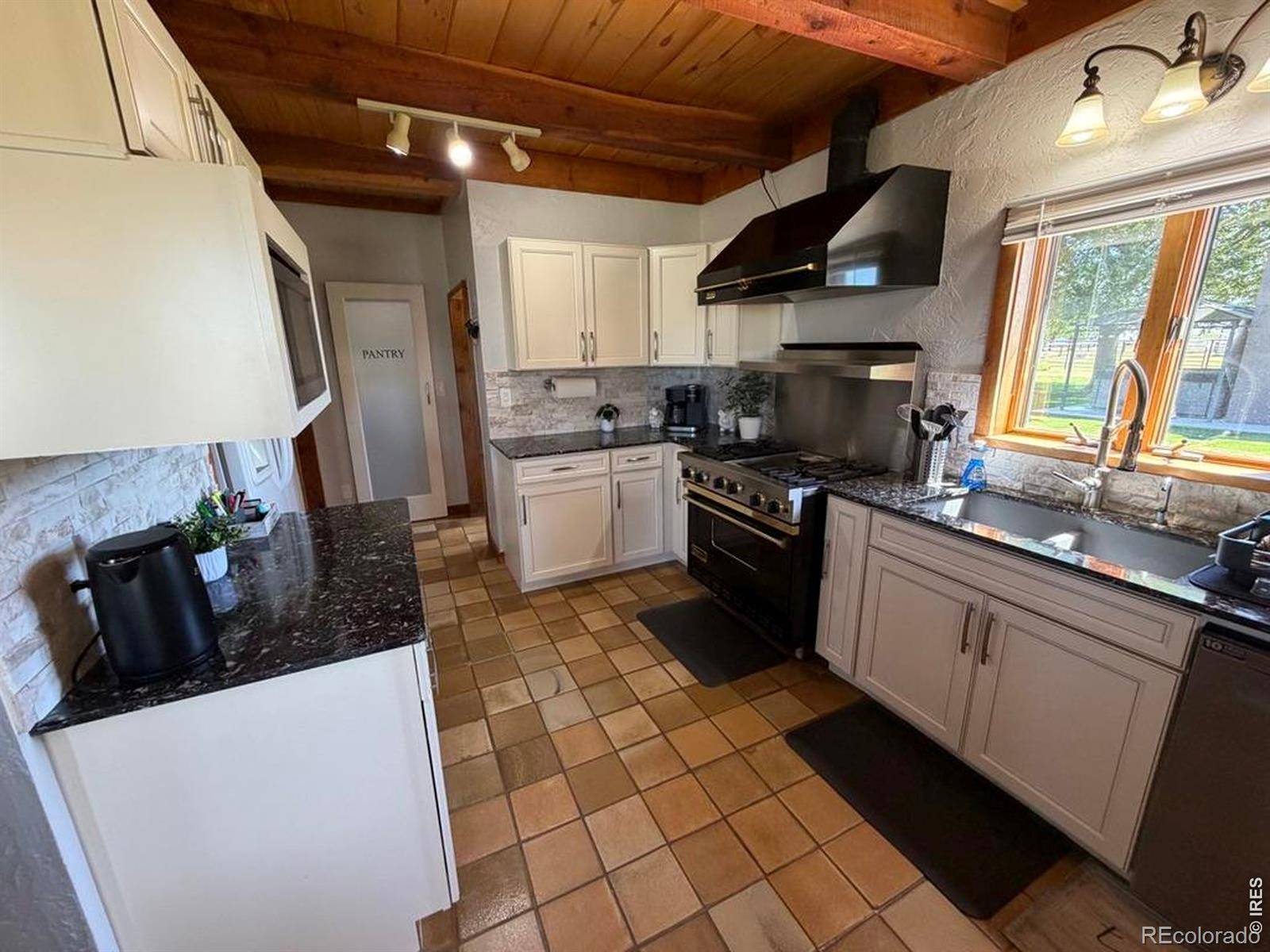 48027 County Road DD, Arapahoe, CO 80802