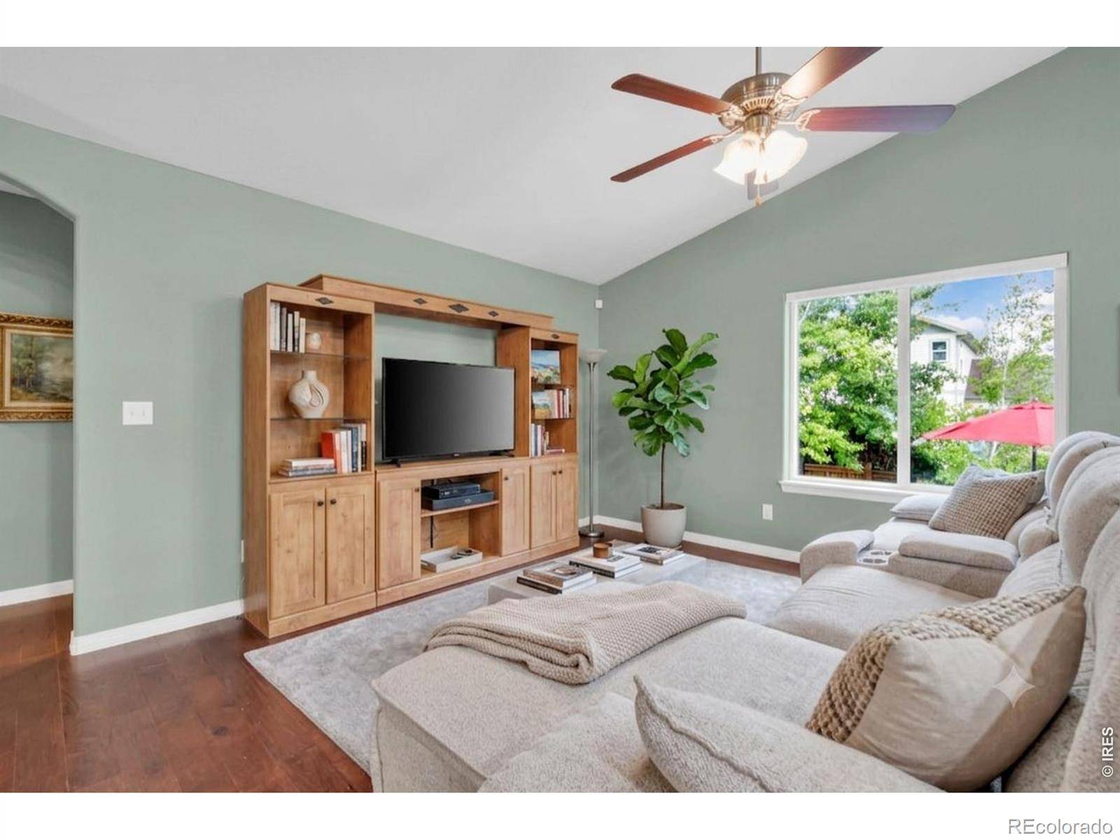 770 Grays Peak LN, Berthoud, CO 80513