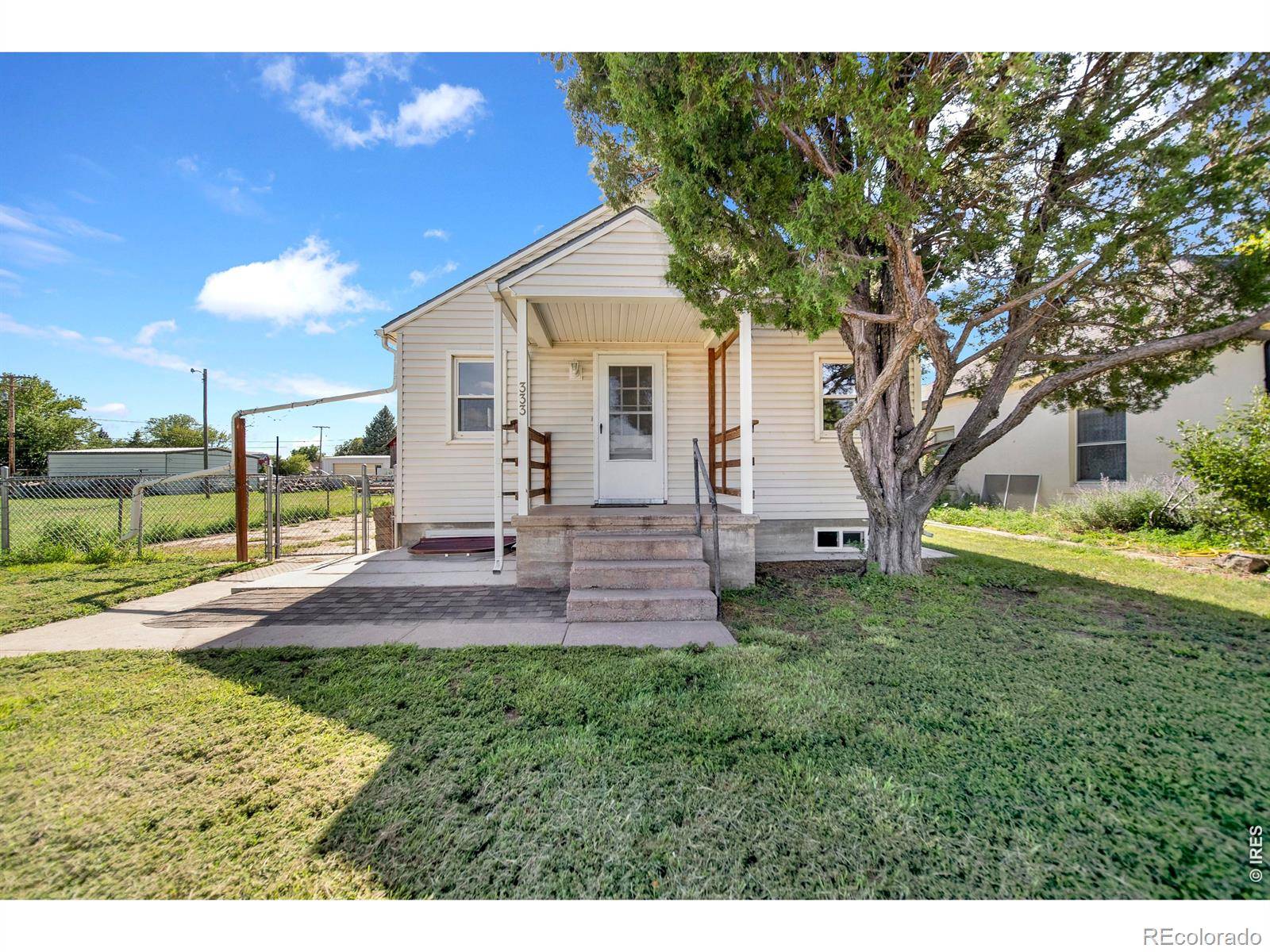 333 Cedar AVE, Akron, CO 80720