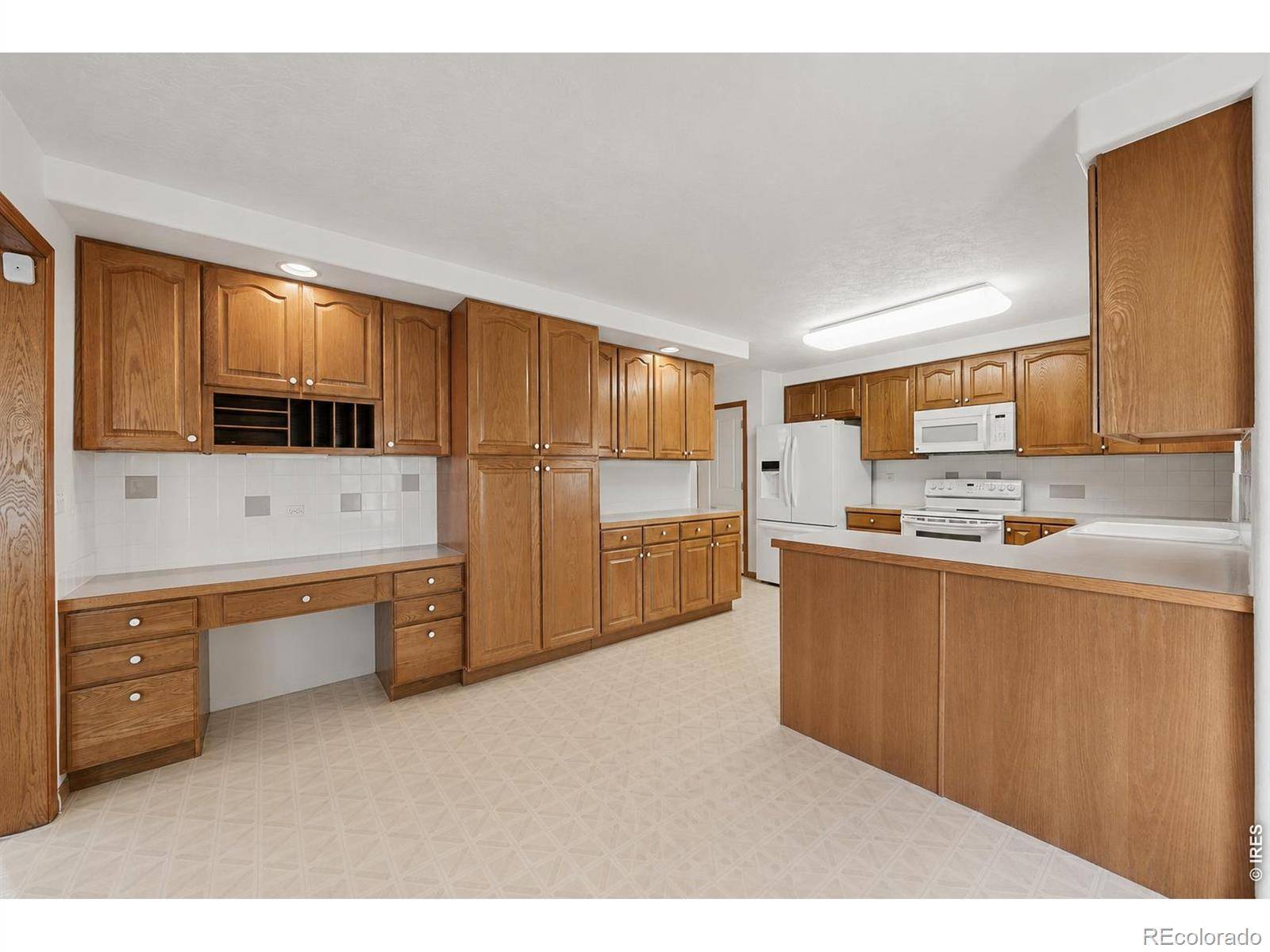 1805 44th Ave Ct, Greeley, CO 80634