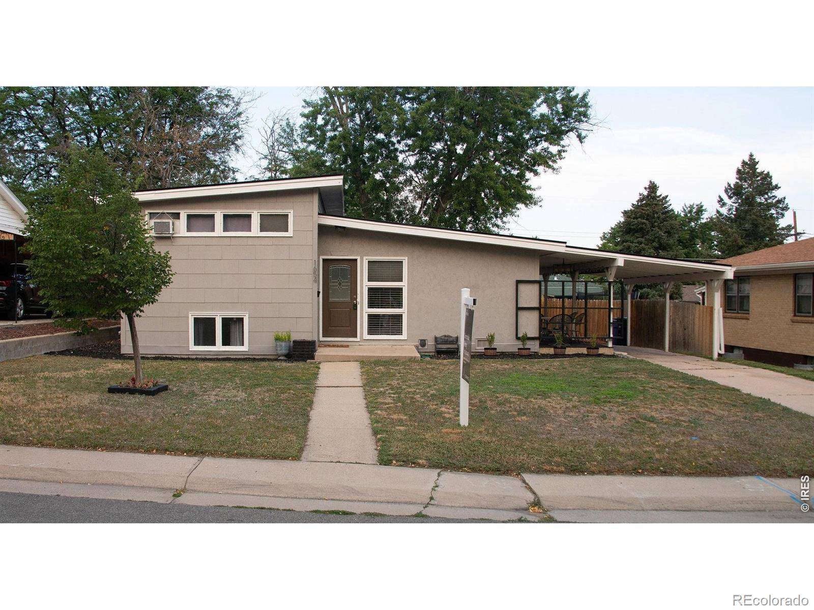1654 S Perry ST, Denver, CO 80219
