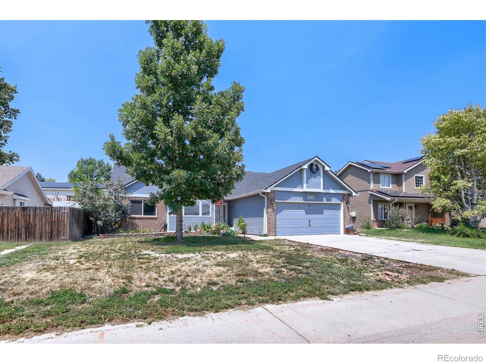 705 Country Acres DR, Johnstown, CO 80534