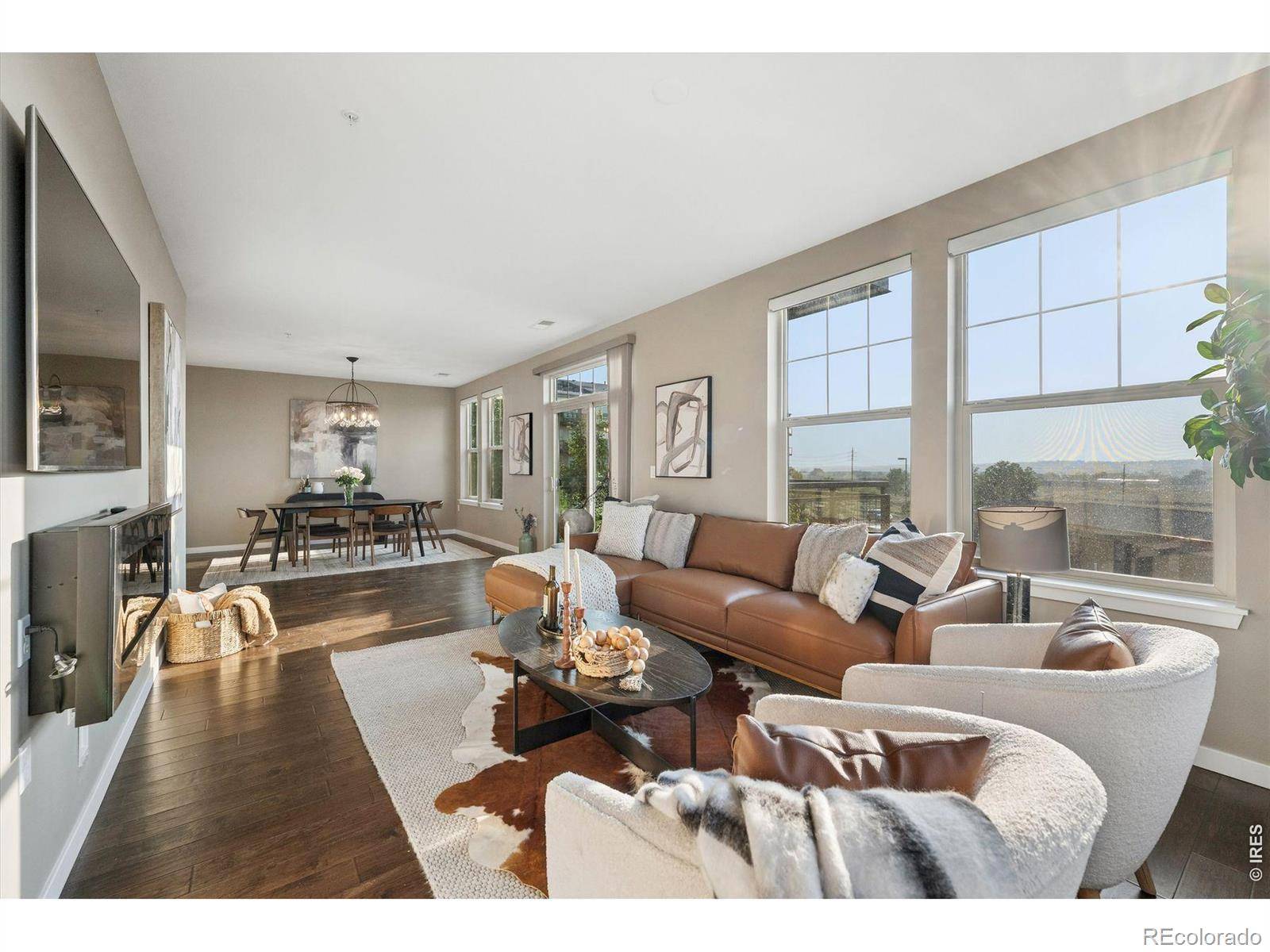 13598 Via Varra #201, Broomfield, CO 80020