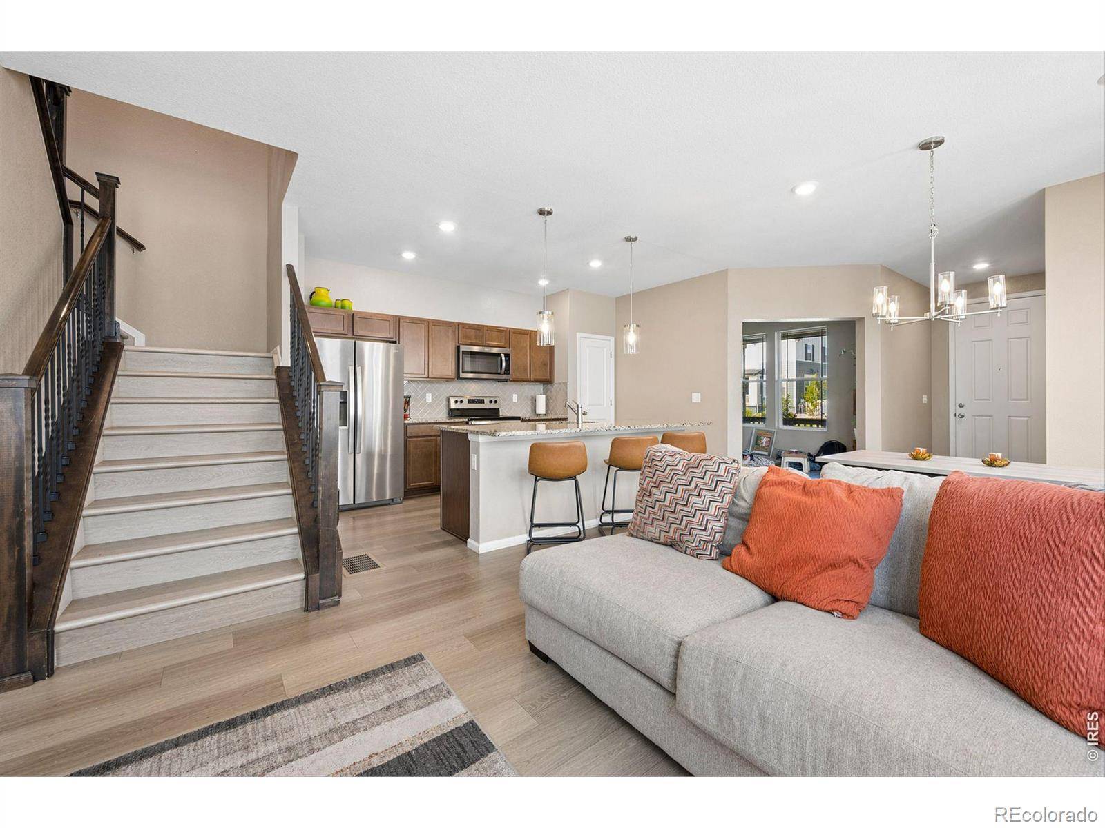 2478 Winding DR, Longmont, CO 80504
