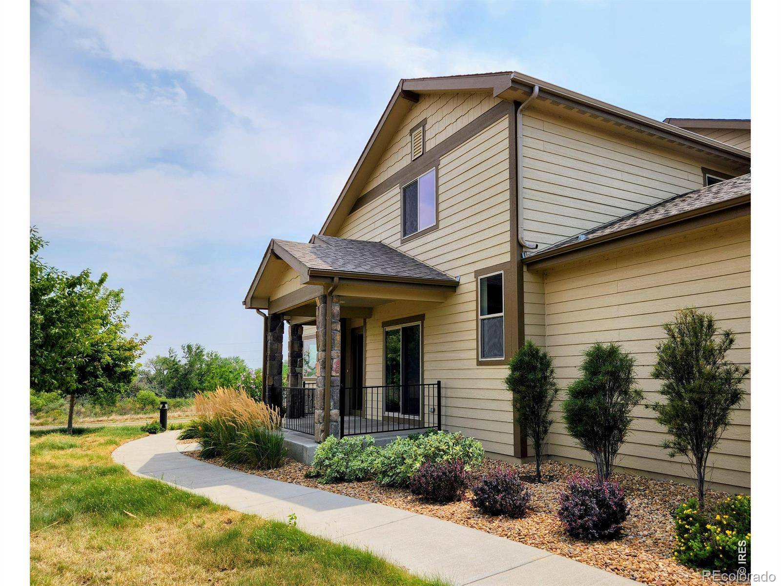 1928 Sunshine Peak DR, Loveland, CO 80538