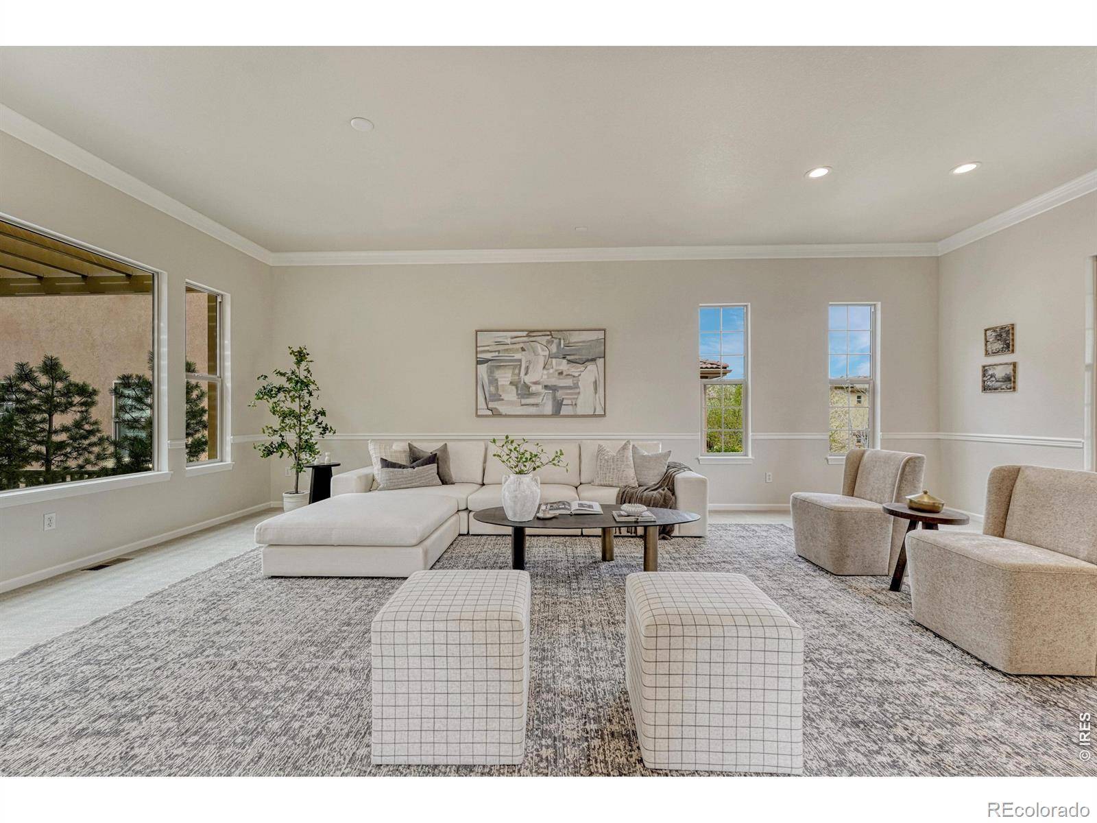 10360 Bluffmont DR, Lone Tree, CO 80124