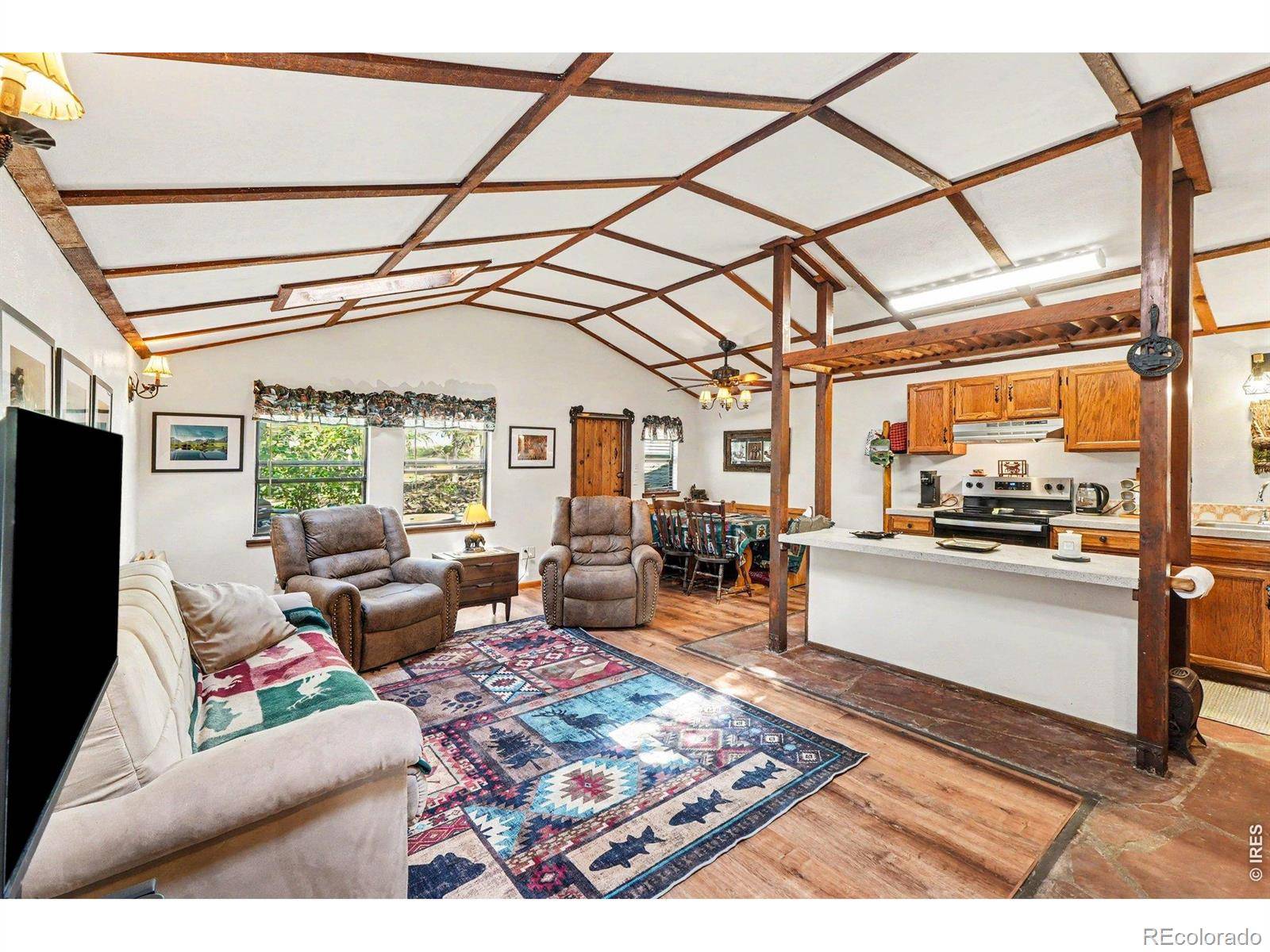 360 Ski RD, Allenspark, CO 80510