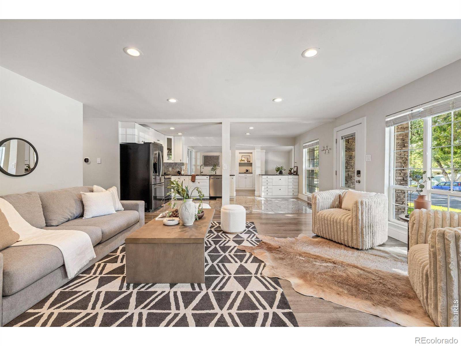 1265 S Grape ST, Denver, CO 80246