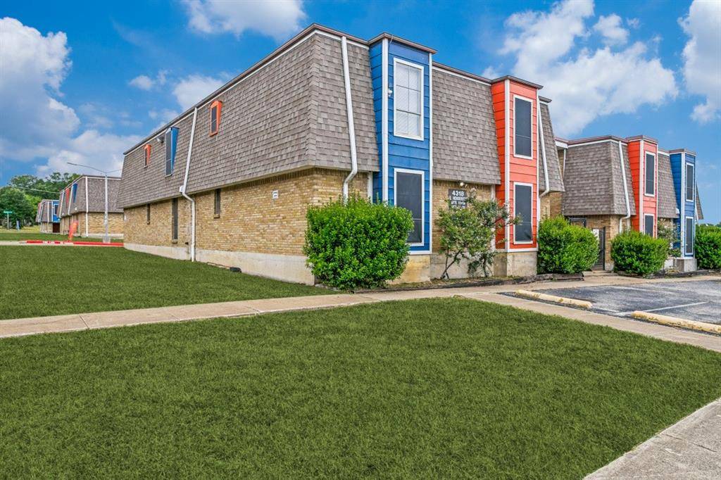 4316 Baldwin Street #4316-207, Fort Worth, TX 76115