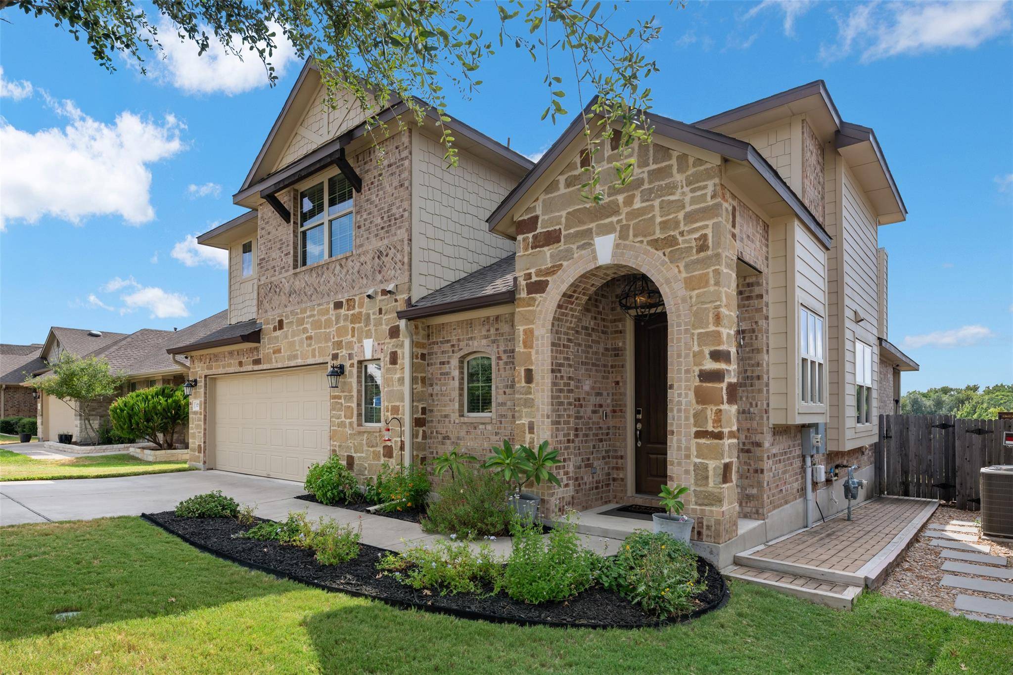 175 Mount Ellen ST, Hutto, TX 78634