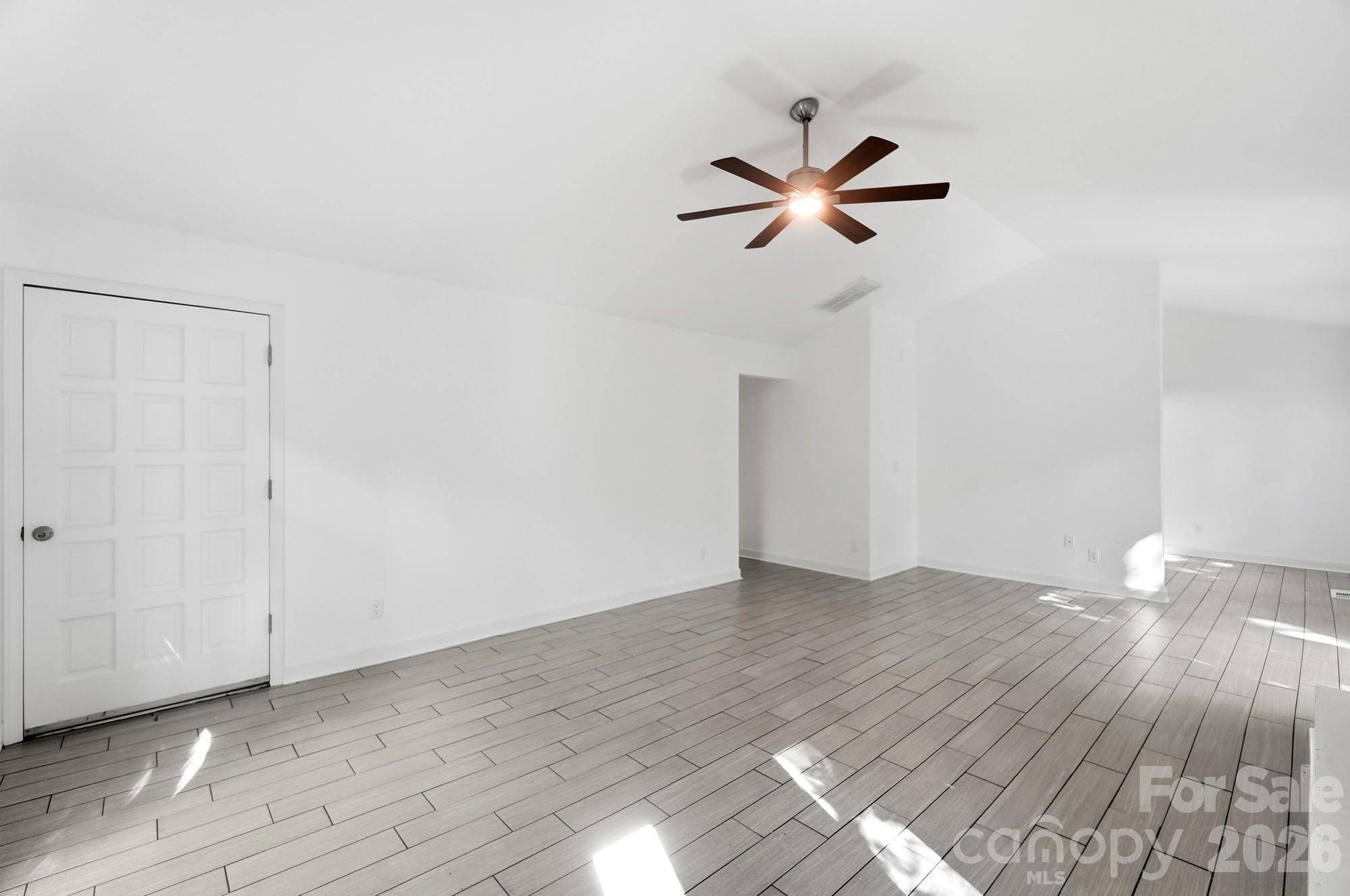 319 Settlement DR, Midland, NC 28107