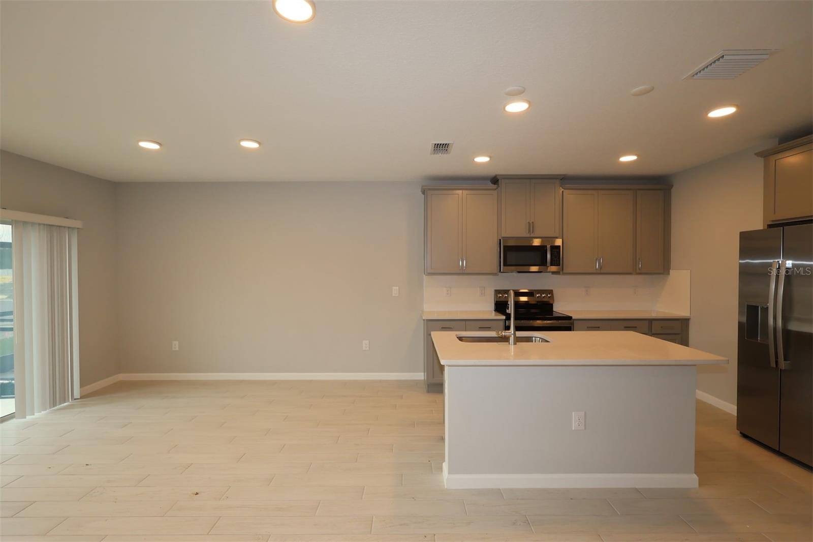 6104 FELLOW WAGON WAY, Orlando, FL 32822